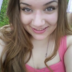 Meet your Posher, Kelli